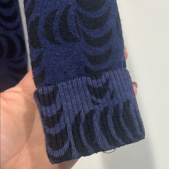 Tory Burch Black and Red Floral Cardigan - Picture 9 of 13